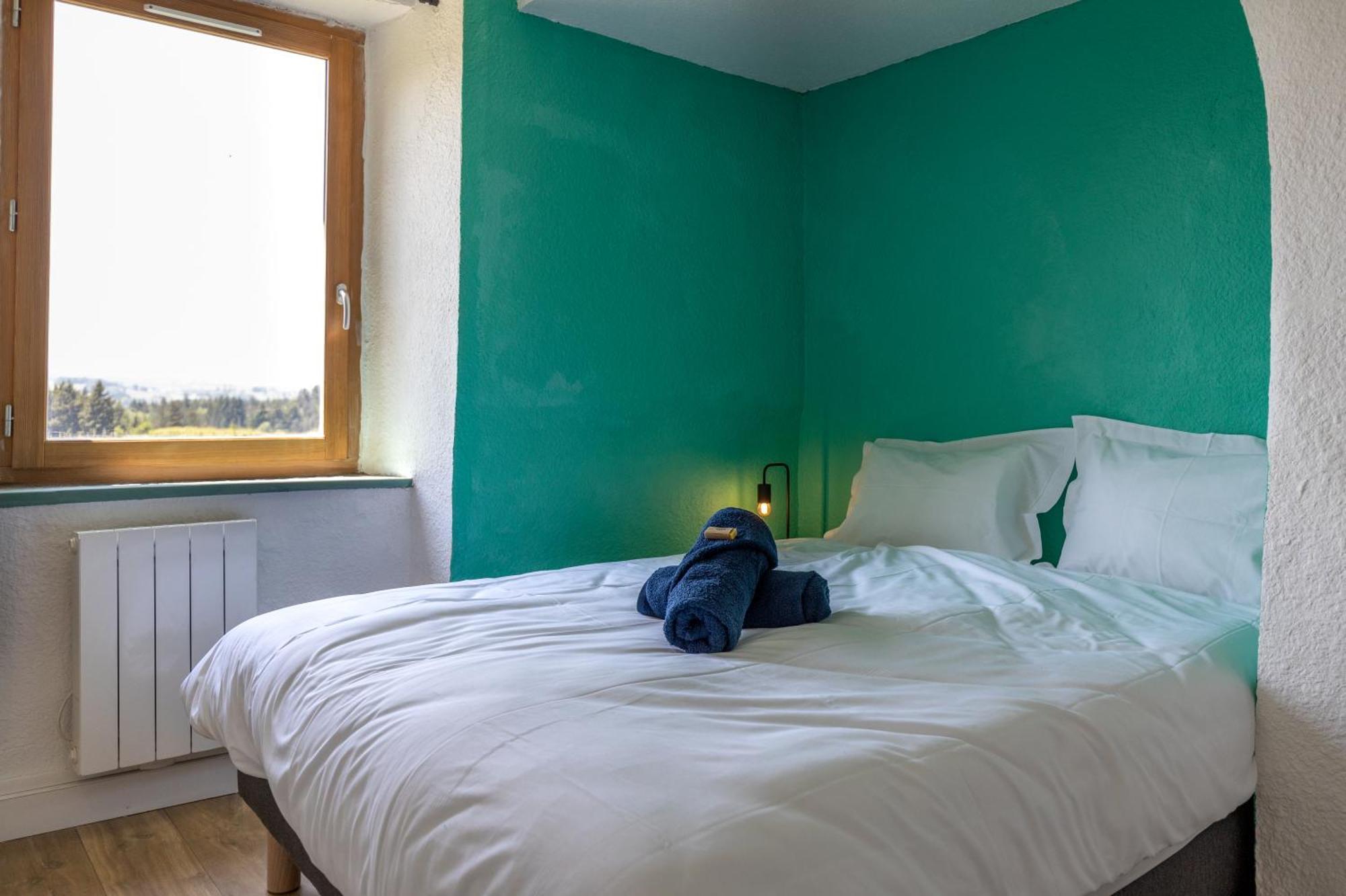 Bed and Breakfast Domaine Du Coq En Pat Augerolles Zewnętrze zdjęcie
